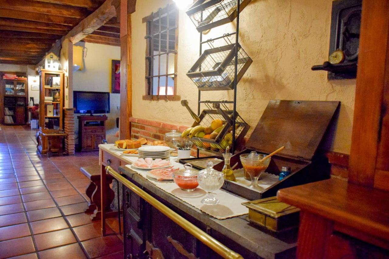 Posada El Rincon De Babia La Cueta Exterior photo