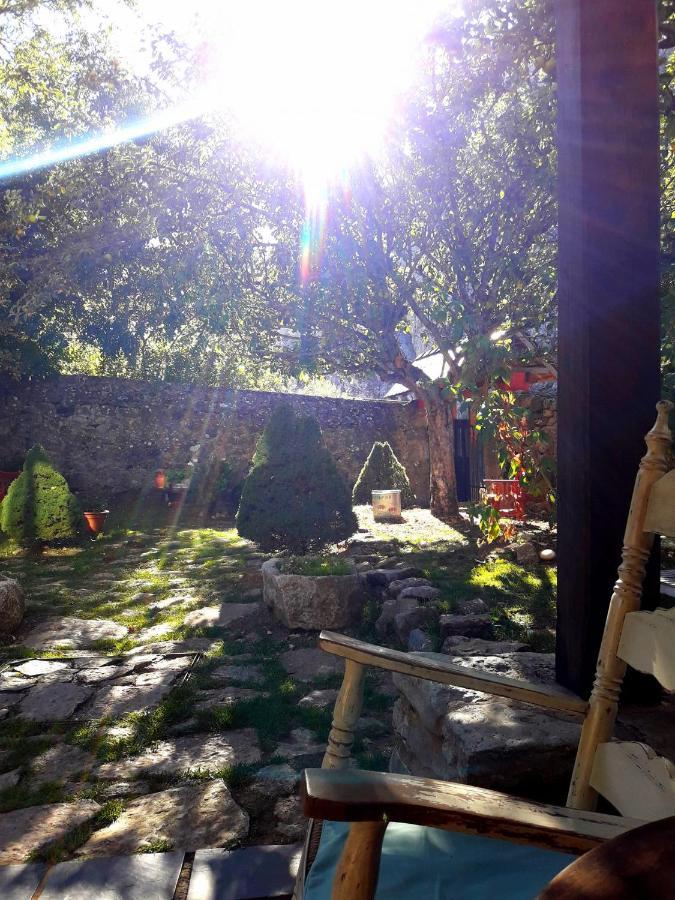 Posada El Rincon De Babia La Cueta Exterior photo